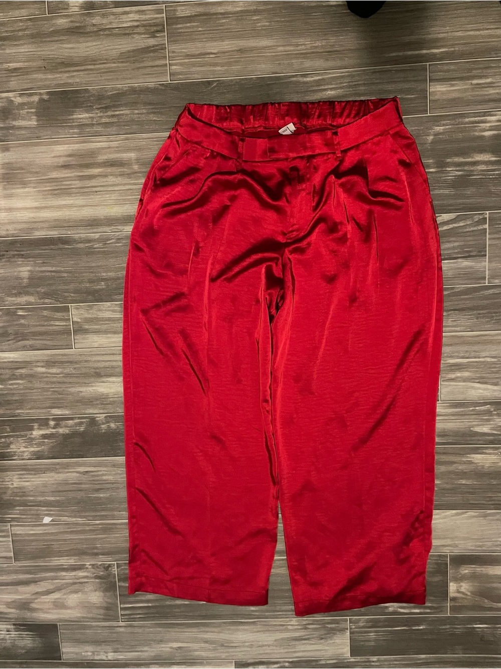 A new day women Red Satin Wide Leg dress Pants size 17 pre-owned